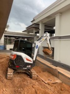 รถแม็คโครให้เช่าเชียงราย